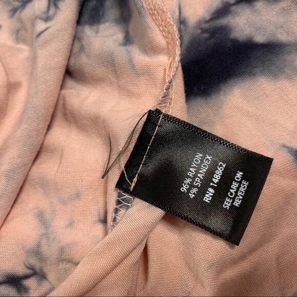 Torrid blush pink grey cold shoulder tie dye top - Picture 7 of 11